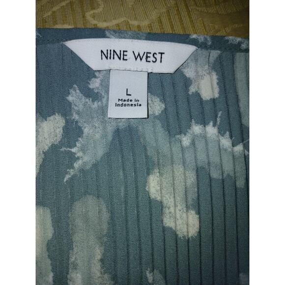 Nine West Pleated Blouse Womens Large Teal Abstract Print Balloon Sleeve Chiffon - Picture 5 of 5